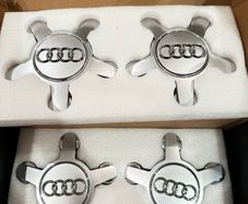 Audi floating center caps