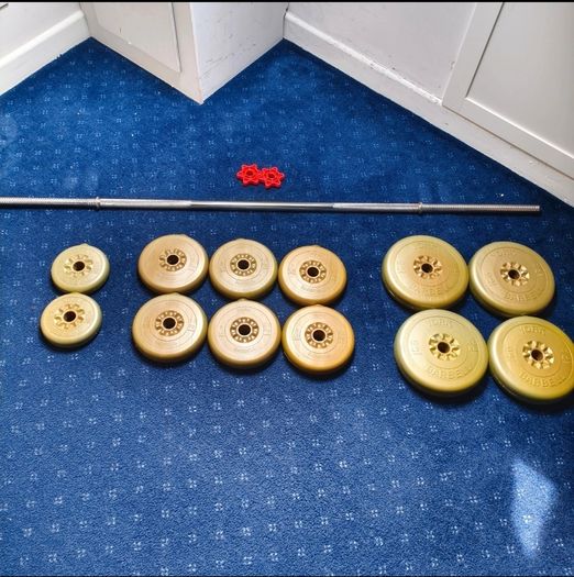 York Weight Set 35kg + Barbell