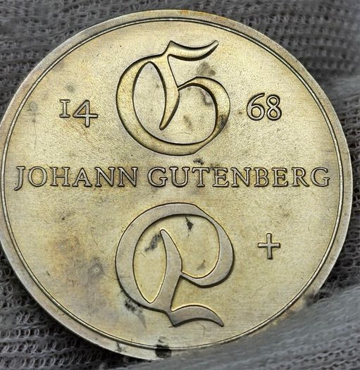 GERMANY  SILVER 1968 10 Mark Beautiful Uncirculated Swirling Lustre GEM BU