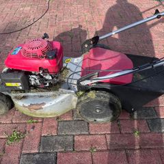 lawn mover Honda engine  self drive