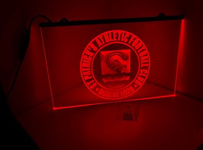 st pats wall light