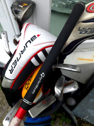 Set of Taylormade Golf Clubs offering