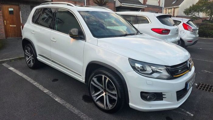 2016 VW Tiguan R-Line 1.4 TSI Auto | Only 54K KM