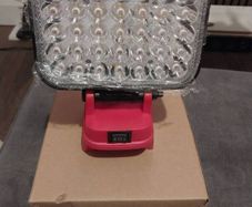 Milwaukee Work Light Emergency Floodlight Flashlight with Dual USB Output Ports Two-Level Brightnes