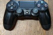 PS4 controller