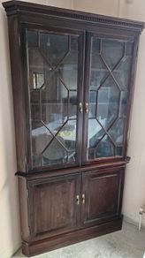 Corner unit