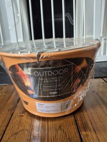 Small bucket bbq