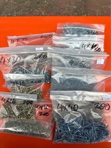 2000 Mixed size wood screws chipboard screws 4mm head (Brand New)