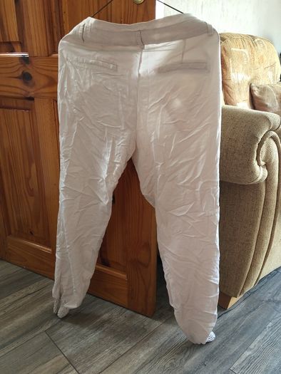 Bershka size 8 trousers