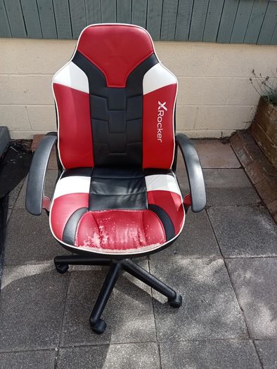 Gaming chair