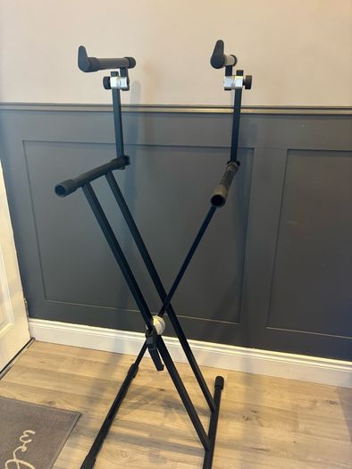 Dj / music equipment