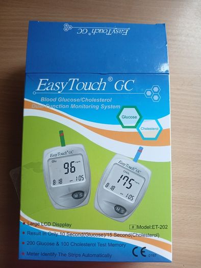 Blood glucose and cholesterol monitor
