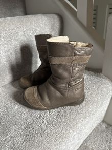 clarks boots size 5 G