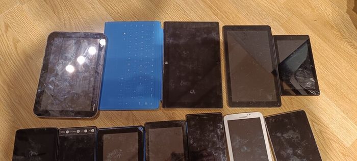 tablets lot for parts