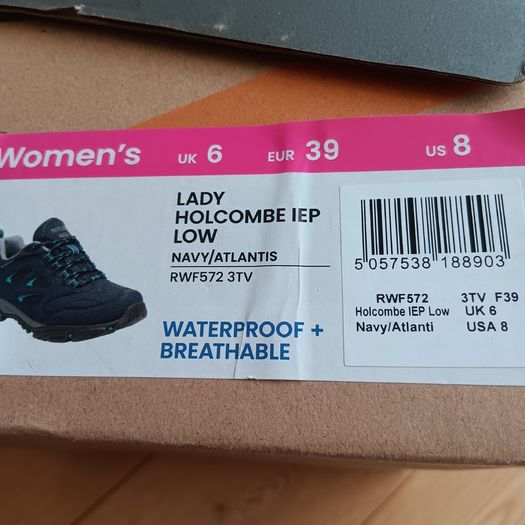 Regatta ladies Holcombe navy  runners size 6