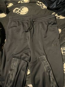 Under Armour Tracksuit Bottoms size large