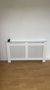 2x Radiator covers
