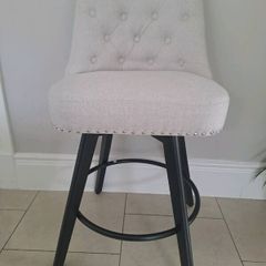 Kitchen Island barstools x 4