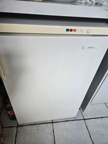 Freestanding freezer