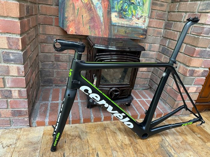 Cervelo R5 frameset 56