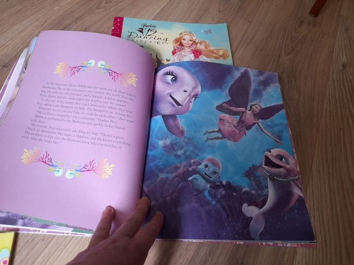 Three Barbie books E2 bundle