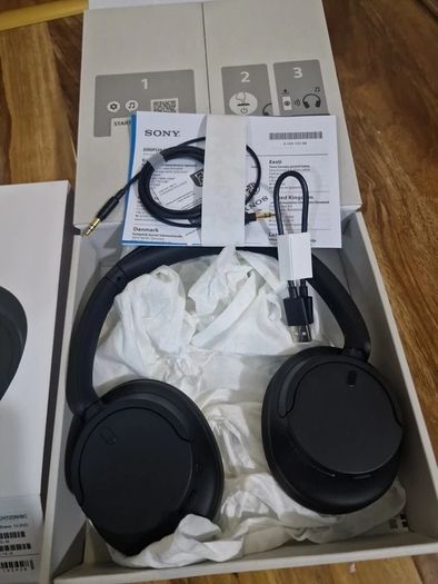 Sony WH-CH720N Noise Cancelling Wireless Bluetooth Headphones