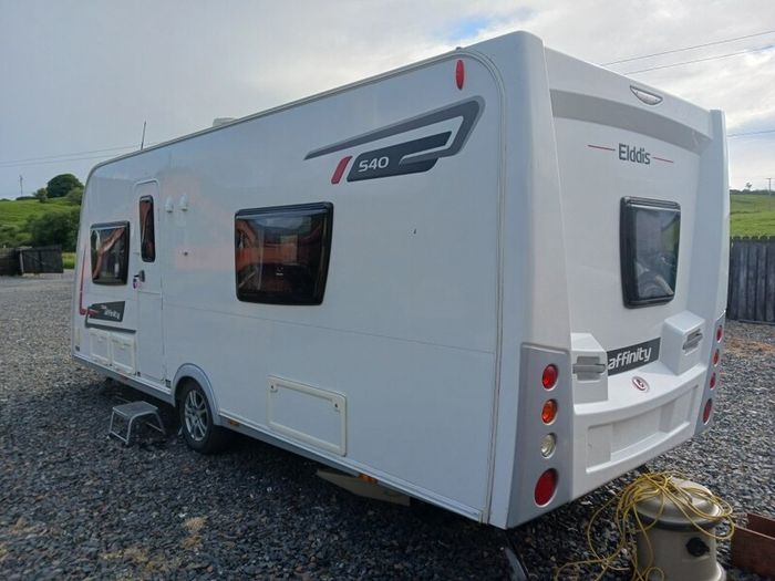 2013 elddis affinity 4/5 berth