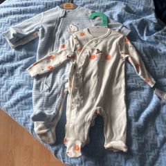 baby clothes