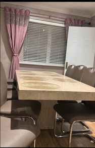 marble dining table
