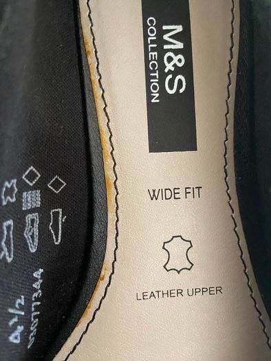 Marks and spencer wide fit leather ballet pumps size  4.5