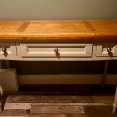 Dressing table with flip-top mirror