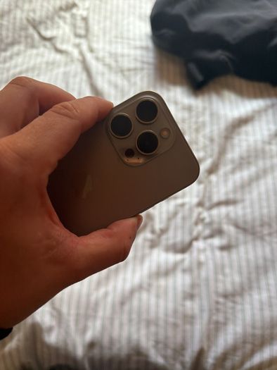 iphone 15pro 128gb