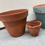 x3 Large Terracotta pots x2 Small ceramics pots Image 4