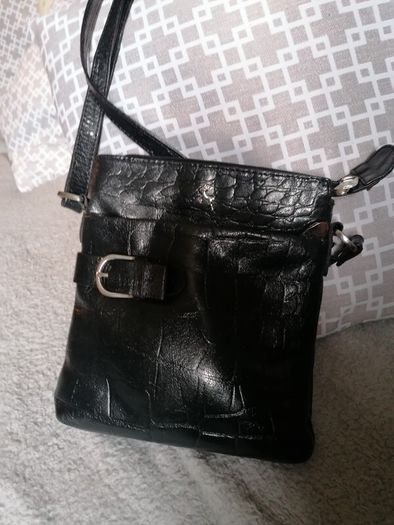 beautiful designer ashwood genuine leather black bag