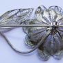 Vintage silver filigree flower brooch Image 4
