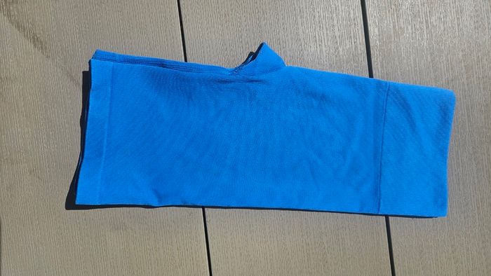 Blue shorts