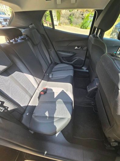 222 Peugeot 2008