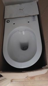Toilet without cistern