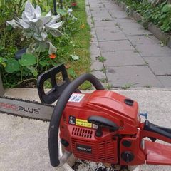 PRO PLUS chain saw in new condition 20 inch chain and bar