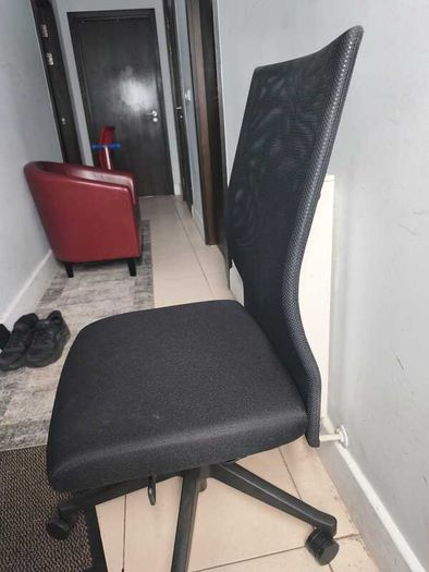 Ergonomic office Mesh Swivel Chair  Sandyford D18