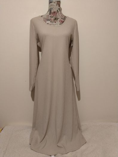 Beautiful Dress, New With Tags