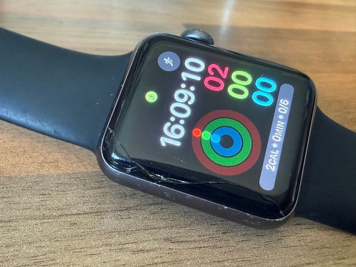 Apple Watch Series 3 - Crack