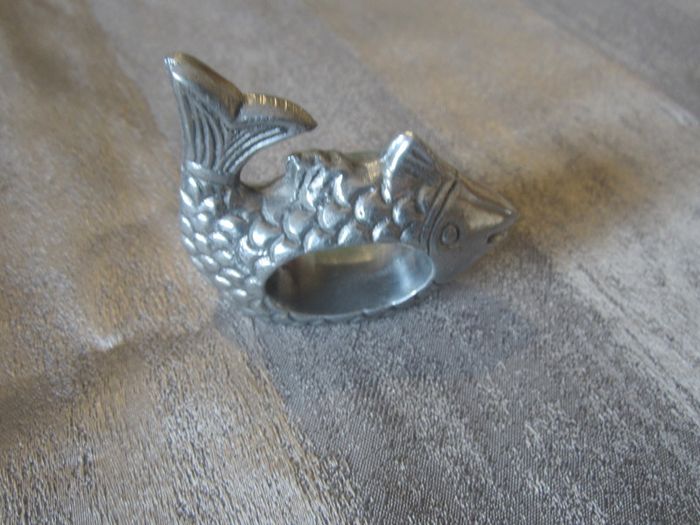 silver metal pewter napkin holders