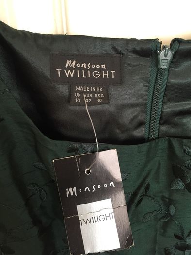 100% Silk dress. Dark Green