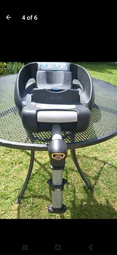 Maxi-cosi Car Seat & Isofix Base