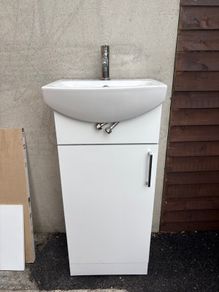 Vanity unit