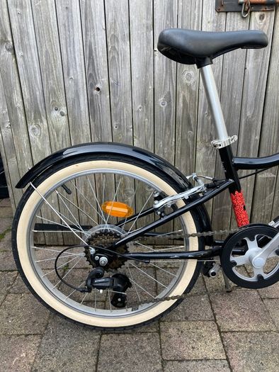 B'Twin / Decathlon Riverside 500 Kids' 20" Hybrid Bike.