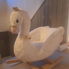 Swan baby rocker