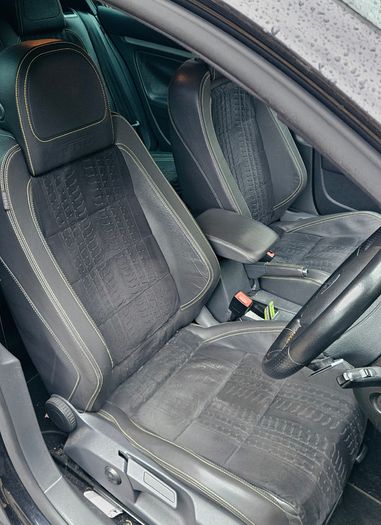 Volkswagen Golf GTI PIRELLI edition