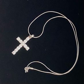 9ct white gold cross